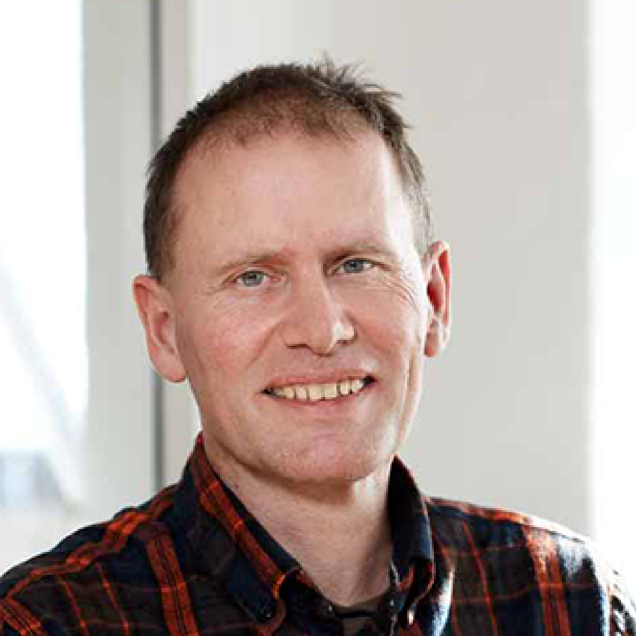 Book a free engineering simulation session